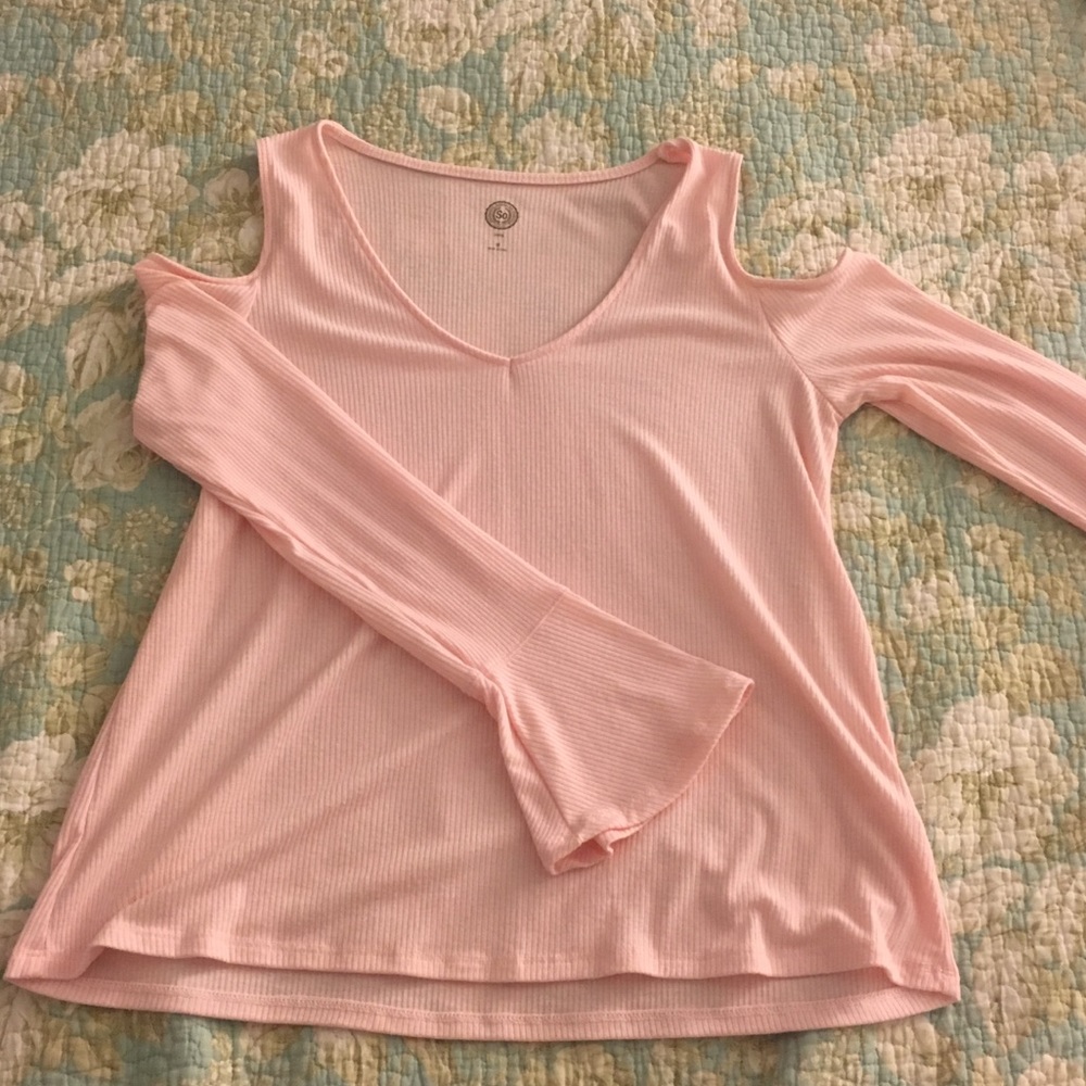Authentic American Heritage Cold shoulder top
